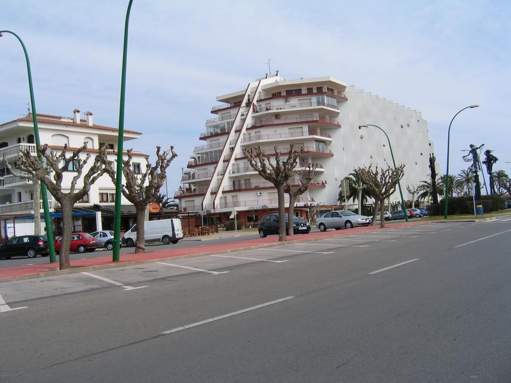 Bahia Iii Apartment